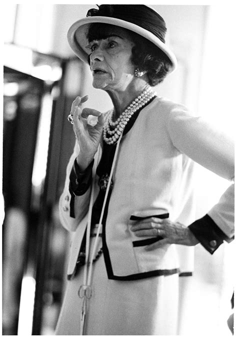 La storia della giacca di Coco Chanel 